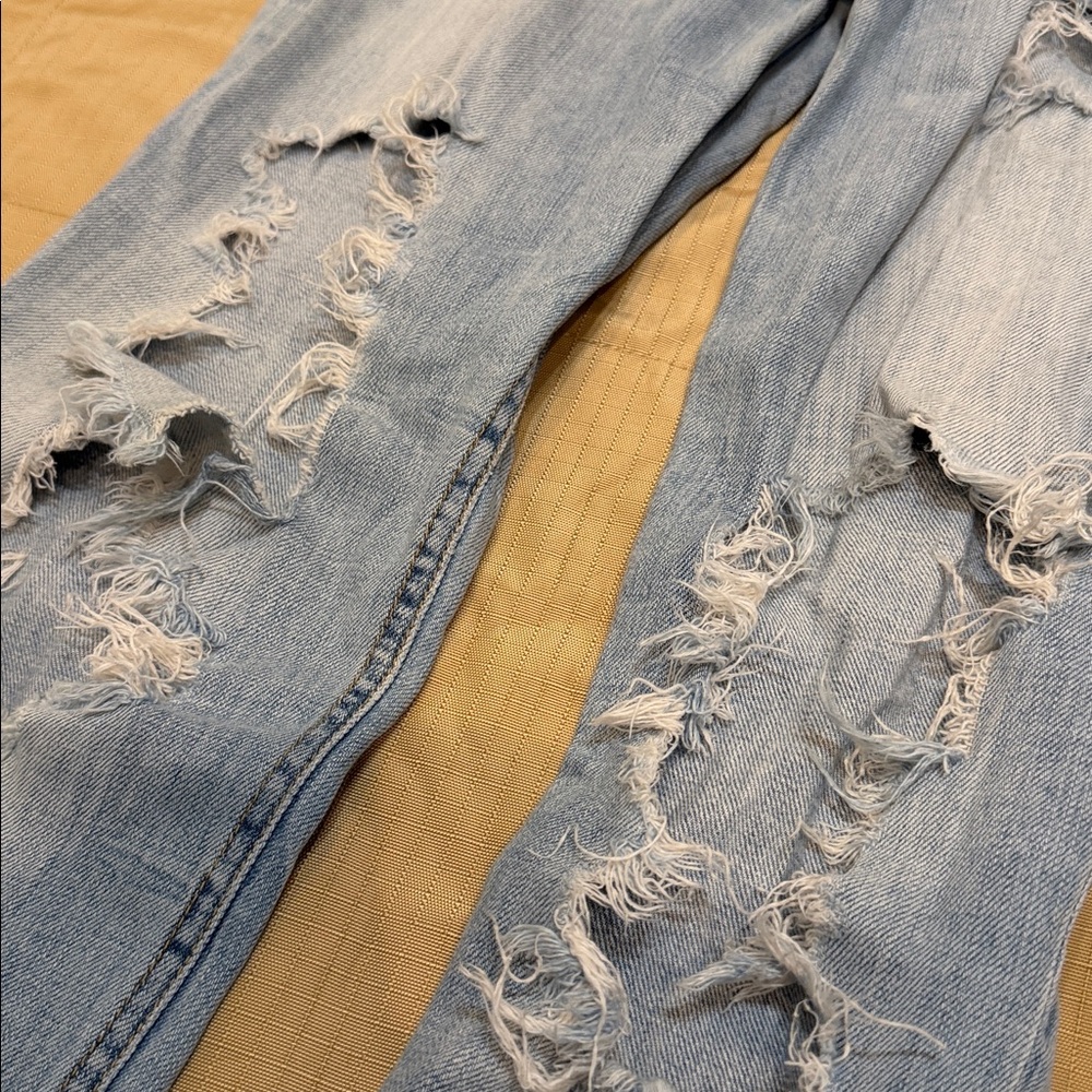 Hollister Socal Stretch Ripped Jeans